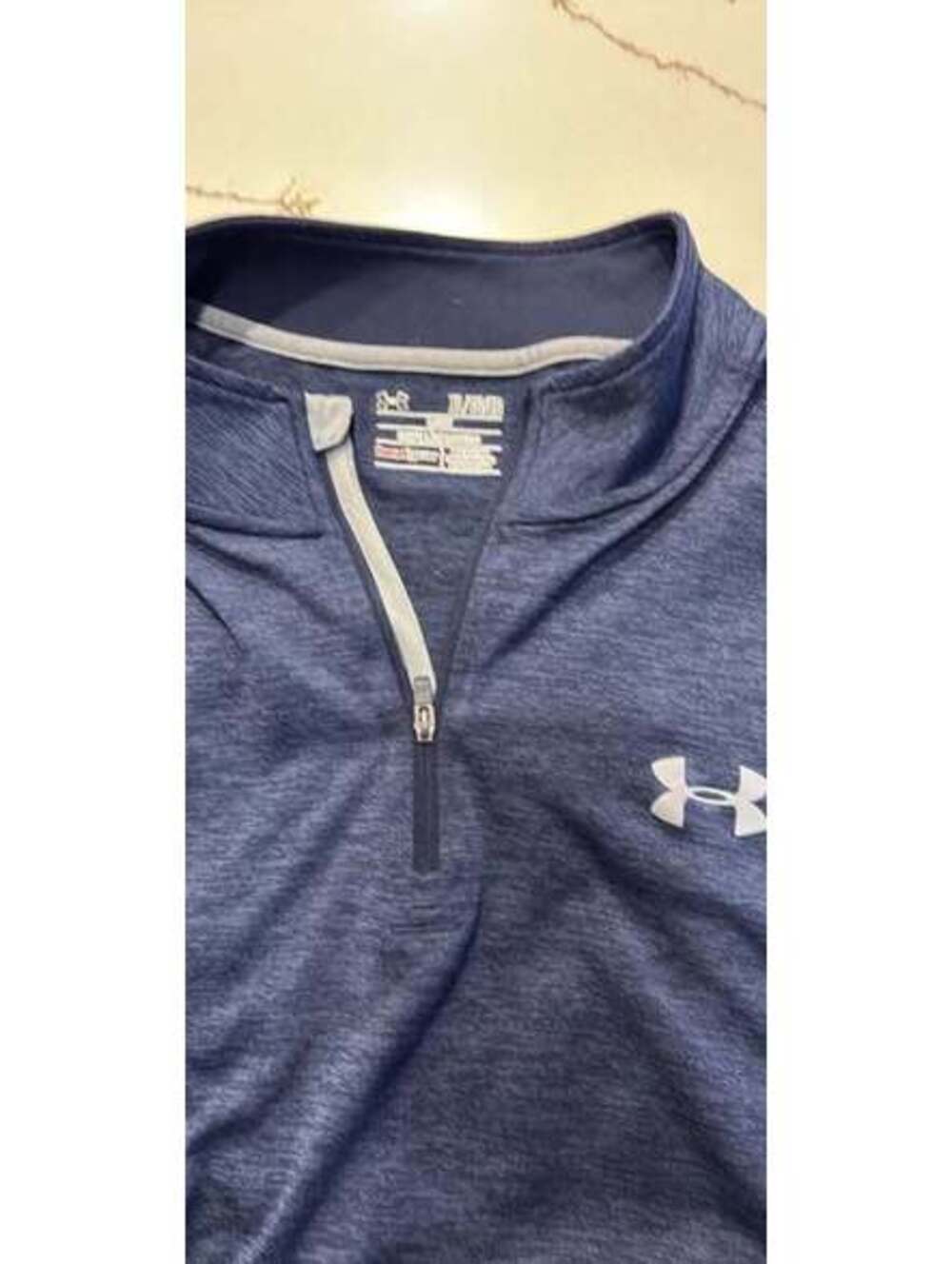 Under Armour HeatGear 1/4 Zip Pullover Size XL